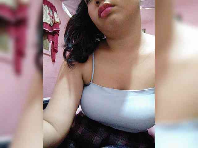 hornylittleprincess69 webcam