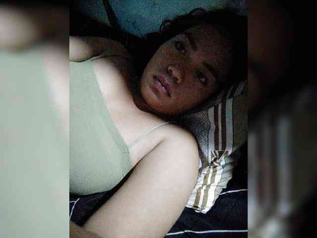 hornylittleprincess69 webcam