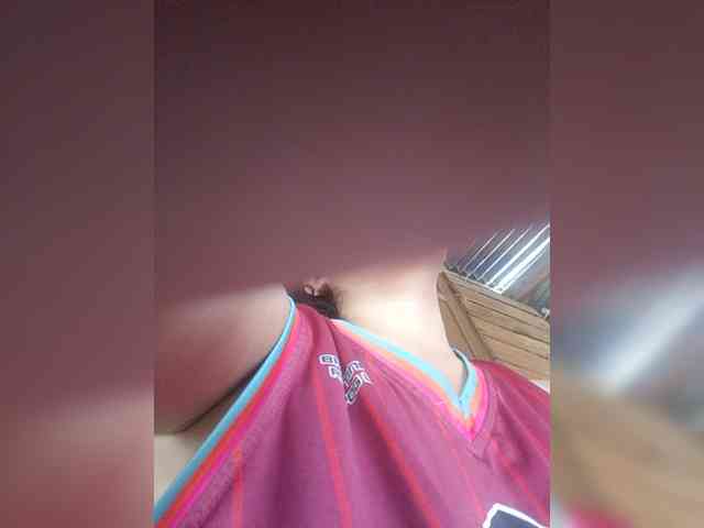 hornylittleprincess69 webcam