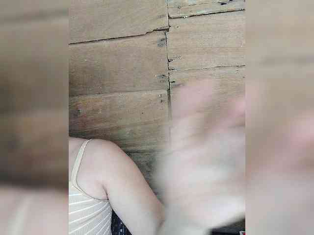 hornylittleprincess69 webcam