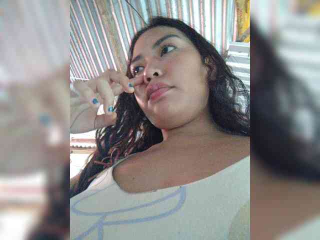 hornylittleprincess69