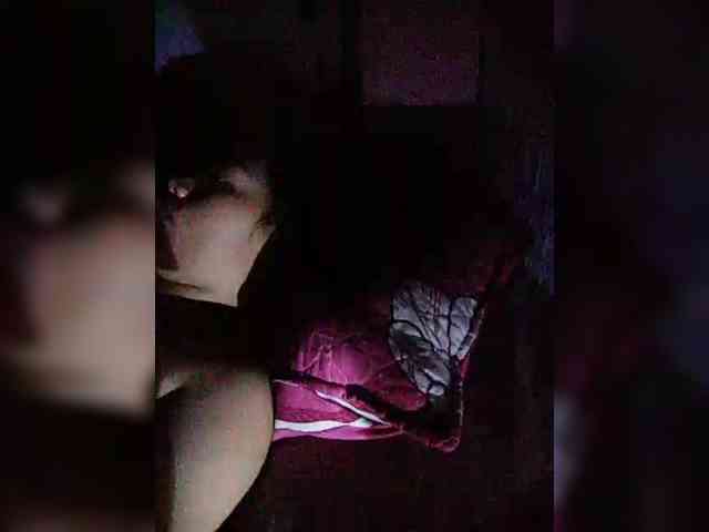 hornylittleprincess69 webcam