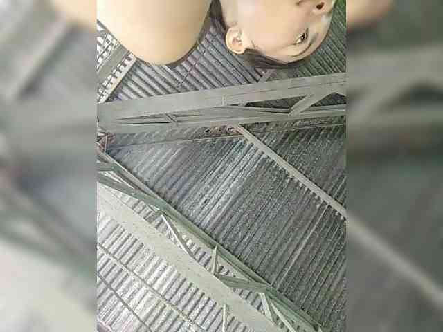 hornylittleprincess69