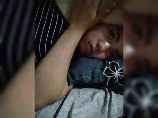 hornylittleprincess69 webcam