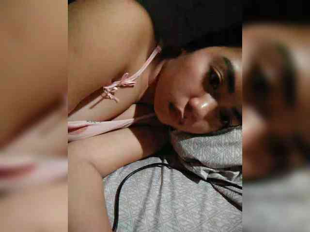 hornylittleprincess69 webcam