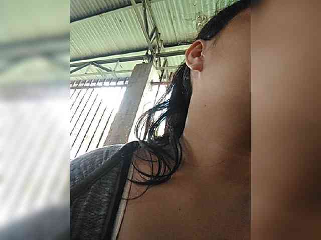 Model: hornylittleprincess69