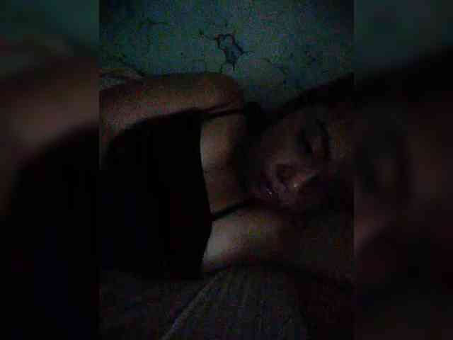 hornylittleprincess69 webcam