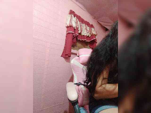 hornylittleprincess69 webcam