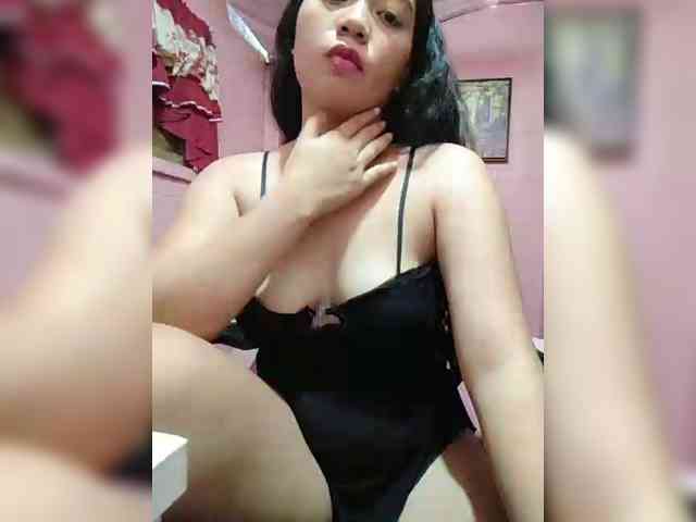 hornylittleprincess69