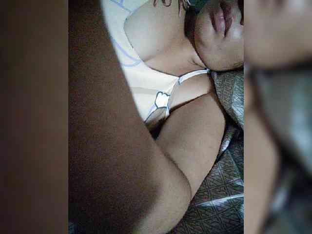 hornylittleprincess69 webcam