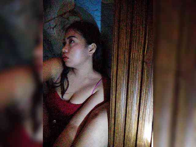 hornylittleprincess69