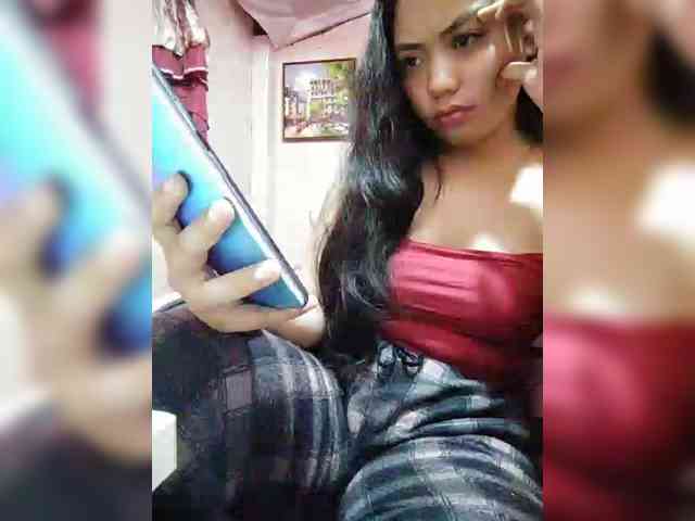 hornylittleprincess69