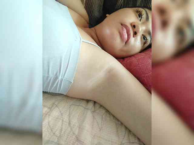 hornylittleprincess69 webcam