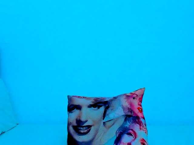 vickycandy live cam preview