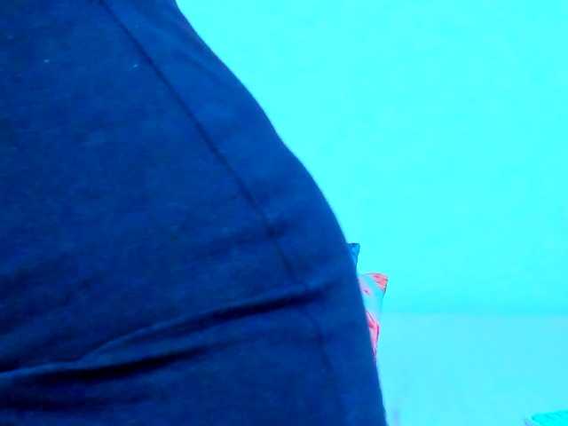 vickycandy live cam on BongaCams