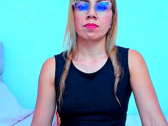vickycandy