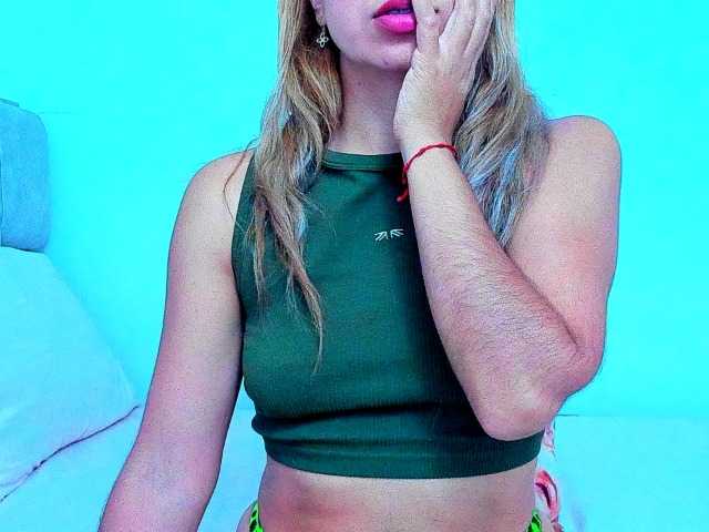vickycandy live cam preview