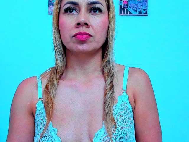 vickycandy
