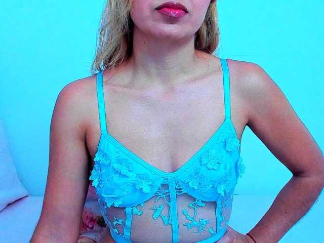 vickycandy live cam preview