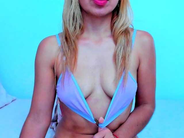 vickycandy live webcam show