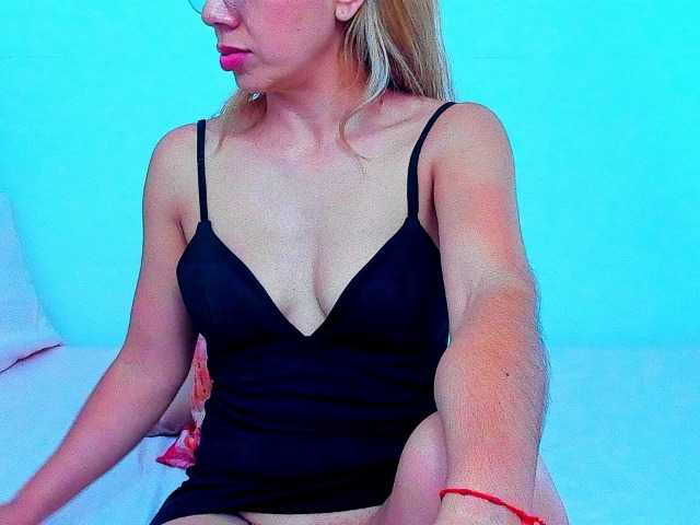 vickycandy