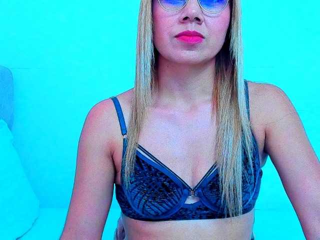 vickycandy