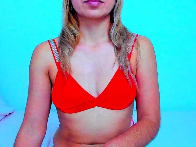 vickycandy webcam bongacams model stream image