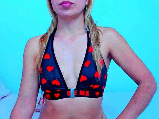 vickycandy webcam