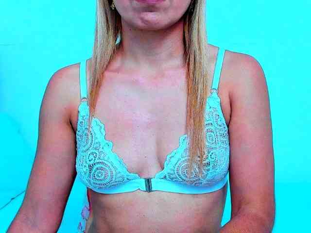 vickycandy webcam