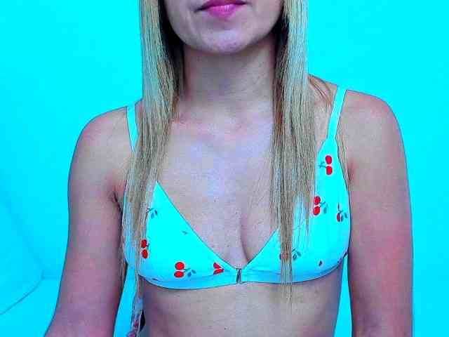 vickycandy webcam