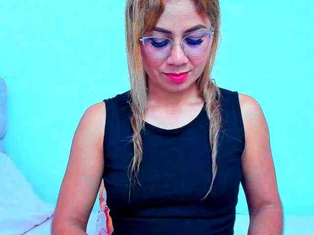 vickycandy