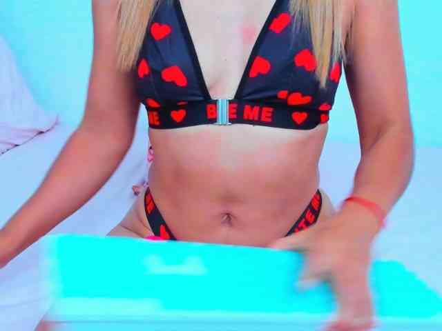 vickycandy webcam