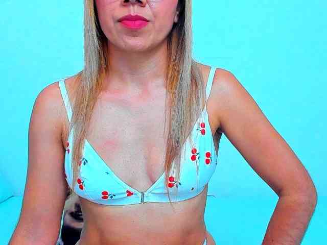 vickycandy
