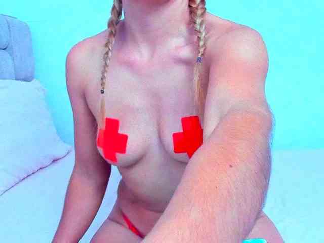 vickycandy webcam