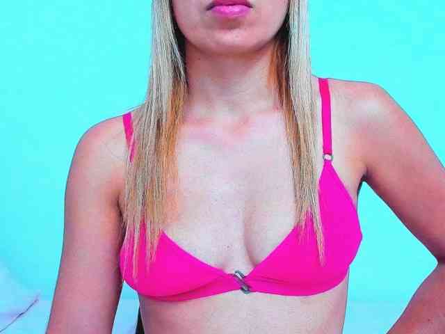 vickycandy webcam