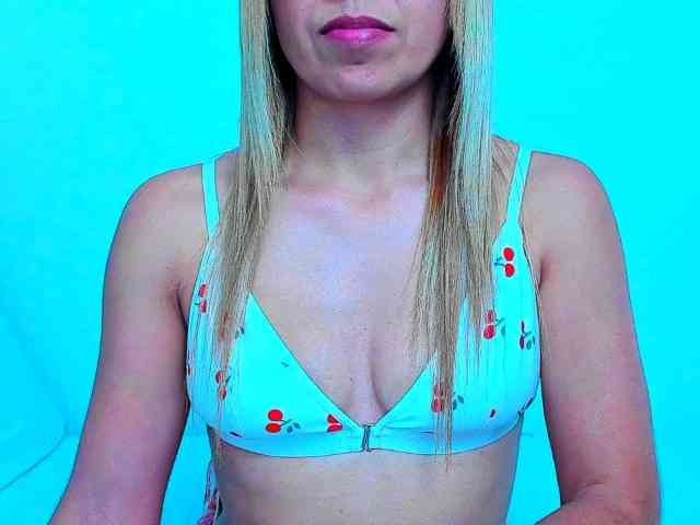 vickycandy webcam