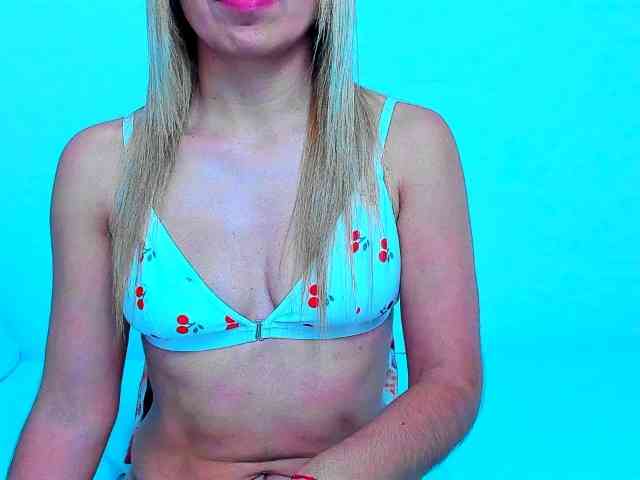 vickycandy webcam