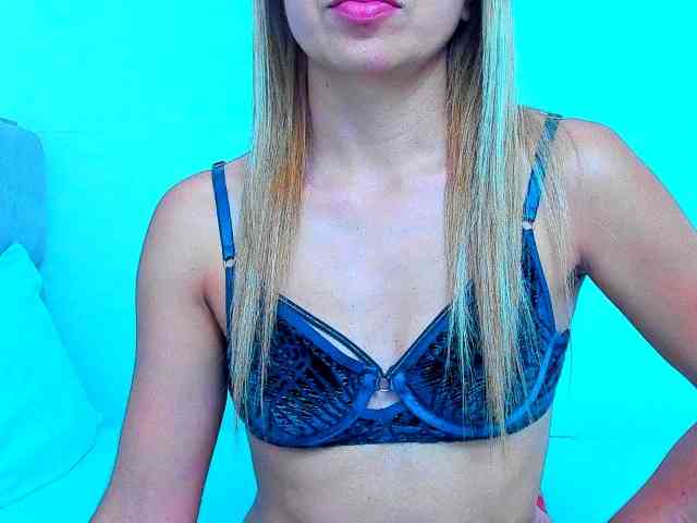 Model: vickycandy