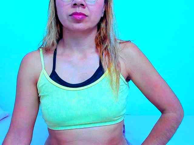 vickycandy