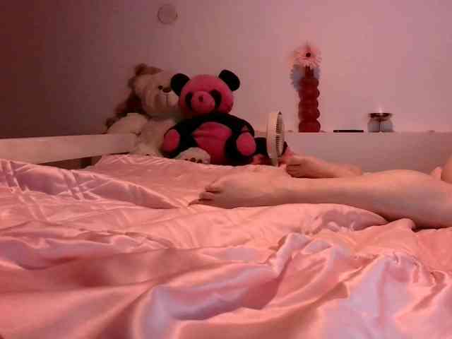 AmyWonderX webcam