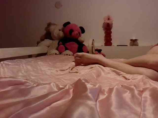 Model: AmyWonderX