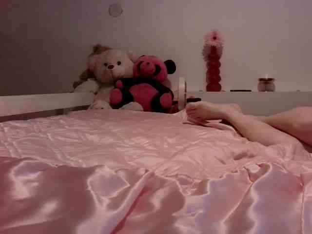 Model: AmyWonderX