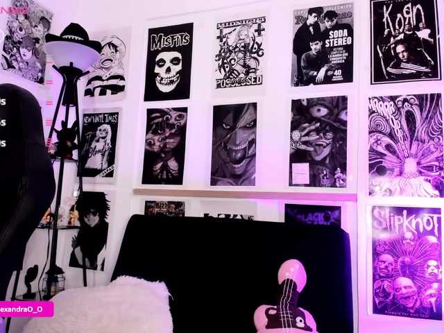 Lexyjoyce live cam on BongaCams