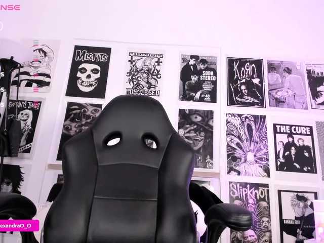 Lexyjoyce live cam on BongaCams