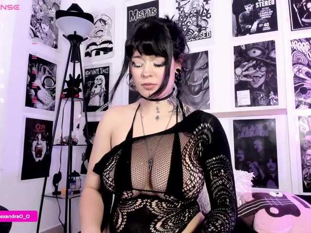 Lexyjoyce live cam on BongaCams