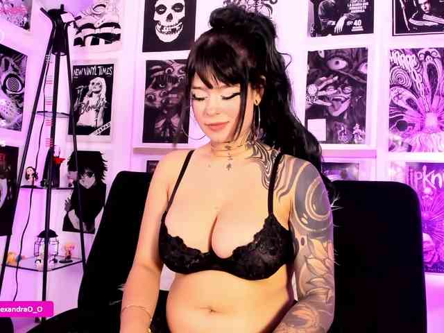 Lexyjoyce webcam