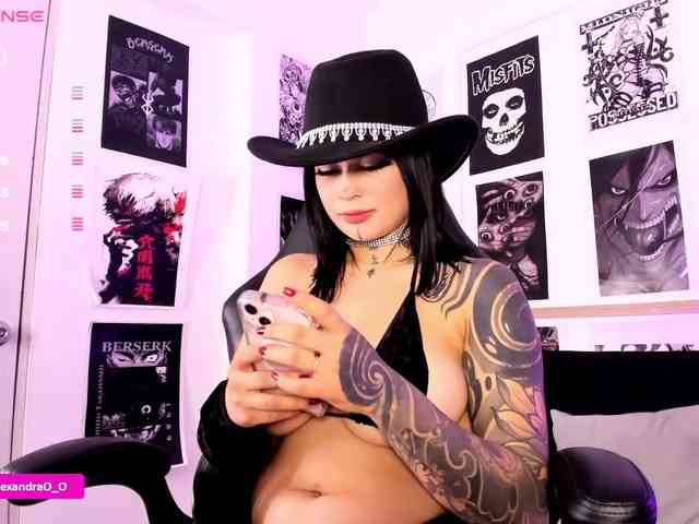 Lexyjoyce webcam