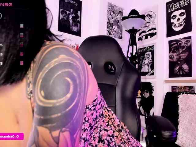 Lexyjoyce webcam