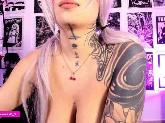 Lexyjoyce webcam