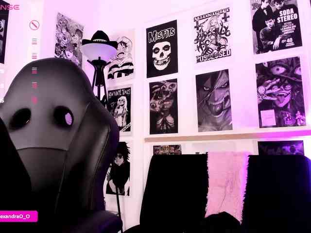 Lexyjoyce webcam